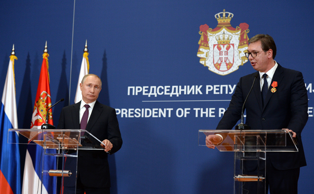 НОВОСТИ САЗНАЈУ: У 19 часова ХИТАН телефонски разговор Вучића и Путина